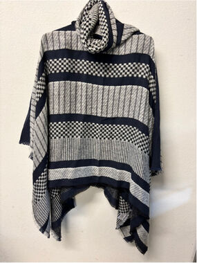 Women's Unbranded Navy White Striped Poncho One Size